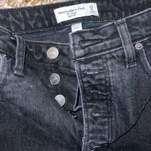 Abercrombie Curve Love jeans in black